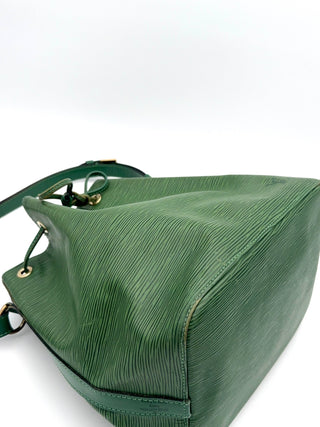 Louis Vuitton Sac Noé Petit Epi Leder grün - Second Hand - BONVOYAGELOUIS