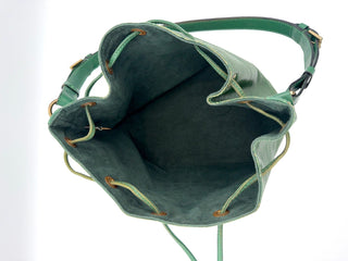 Louis Vuitton Sac Noé Petit Epi Leder grün - Second Hand - BONVOYAGELOUIS