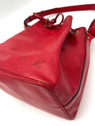 Louis Vuitton Sac Noé Petit Epi Leder rot - Second Hand - BONVOYAGELOUIS