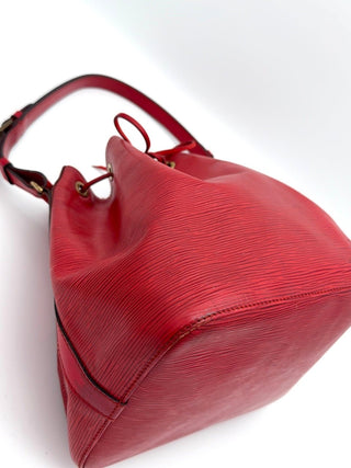 Louis Vuitton Sac Noé Petit Epi Leder rot - Second Hand - BONVOYAGELOUIS