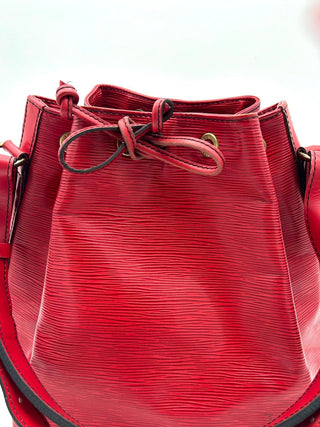 Louis Vuitton Sac Noé Petit Epi Leder rot - Second Hand - BONVOYAGELOUIS