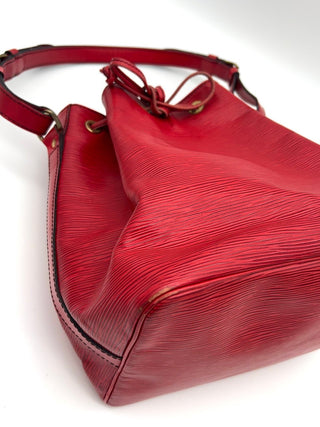 Louis Vuitton Sac Noé Petit Epi Leder rot - Second Hand - BONVOYAGELOUIS