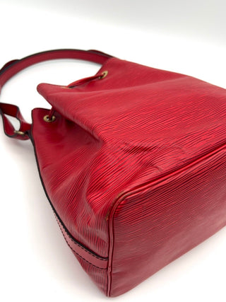 Louis Vuitton Sac Noé Petit Epi Leder rot - Second Hand - BONVOYAGELOUIS