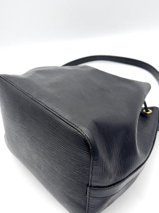 Louis Vuitton Sac Noé Petit Epi Leder schwarz - Second Hand - BONVOYAGELOUIS