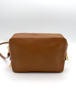Prada Camera Bag Saffiano Leder - Handtasche- Second Hand - BONVOYAGELOUIS