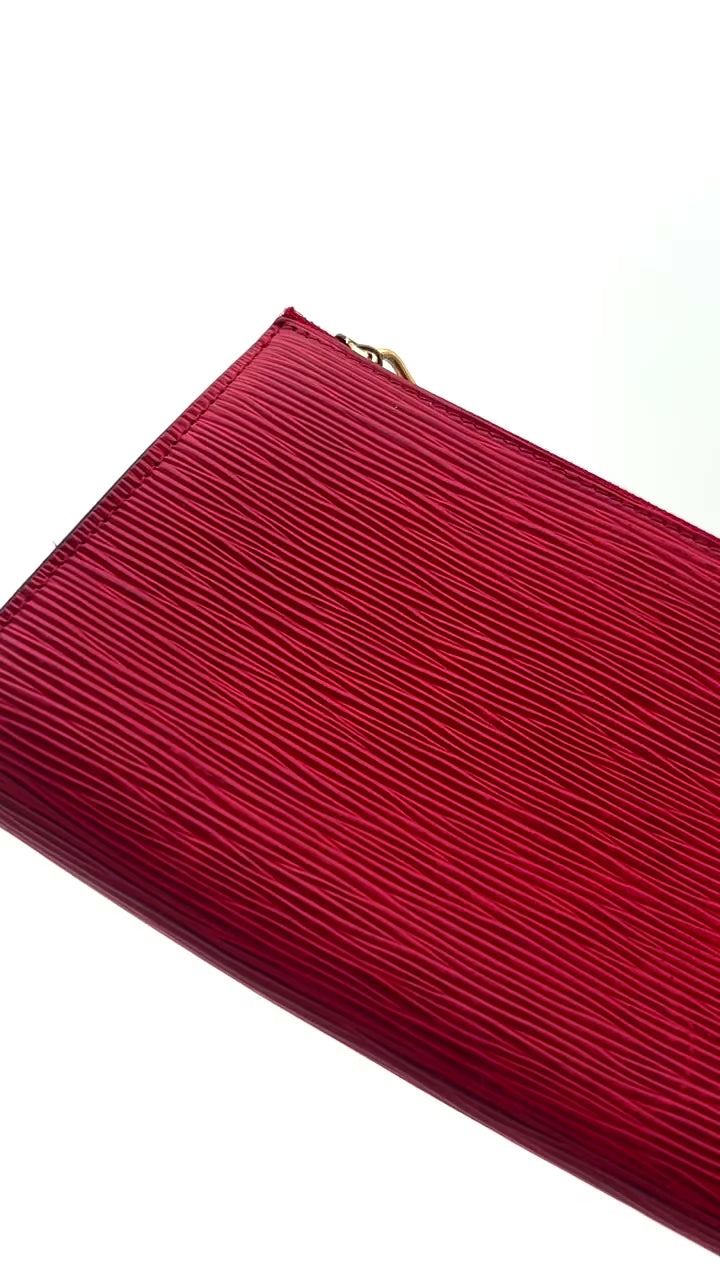 Louis Vuitton Pochette Epi Leder Video