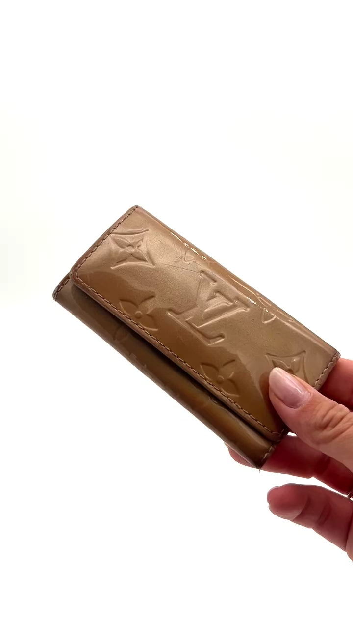 Louis Vuitton Schlüsseletui Vernis Leder Video