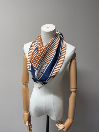 Yves Saint Laurent Seidentuch 75x75 - Second Hand - BONVOYAGELOUIS